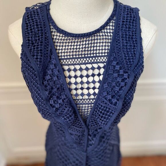 NWT Adelyn Rae Navy Dark Blue Crochet Lace Sheath Dress XS - Picture 2 of 10